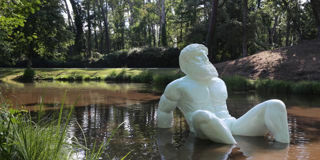 Foret Art Contemporain - Hello Apollo